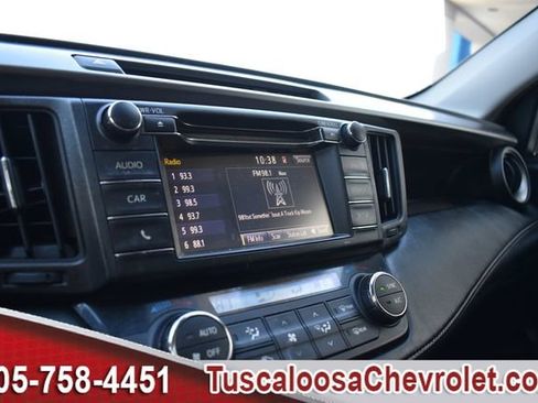 Used 2018 Toyota RAV4 XLE image 32