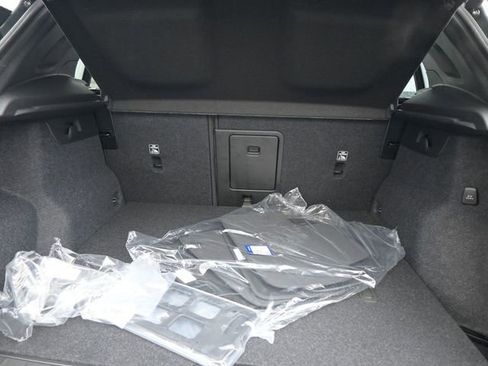 New 2026 Volvo XC40 B5 Ultra w/ Climate Package image 31