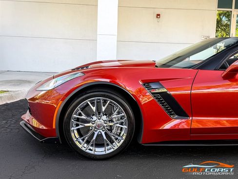 Used 2015 Chevrolet Corvette Z06 w/ 3LZ Preferred Equipment Group image 48