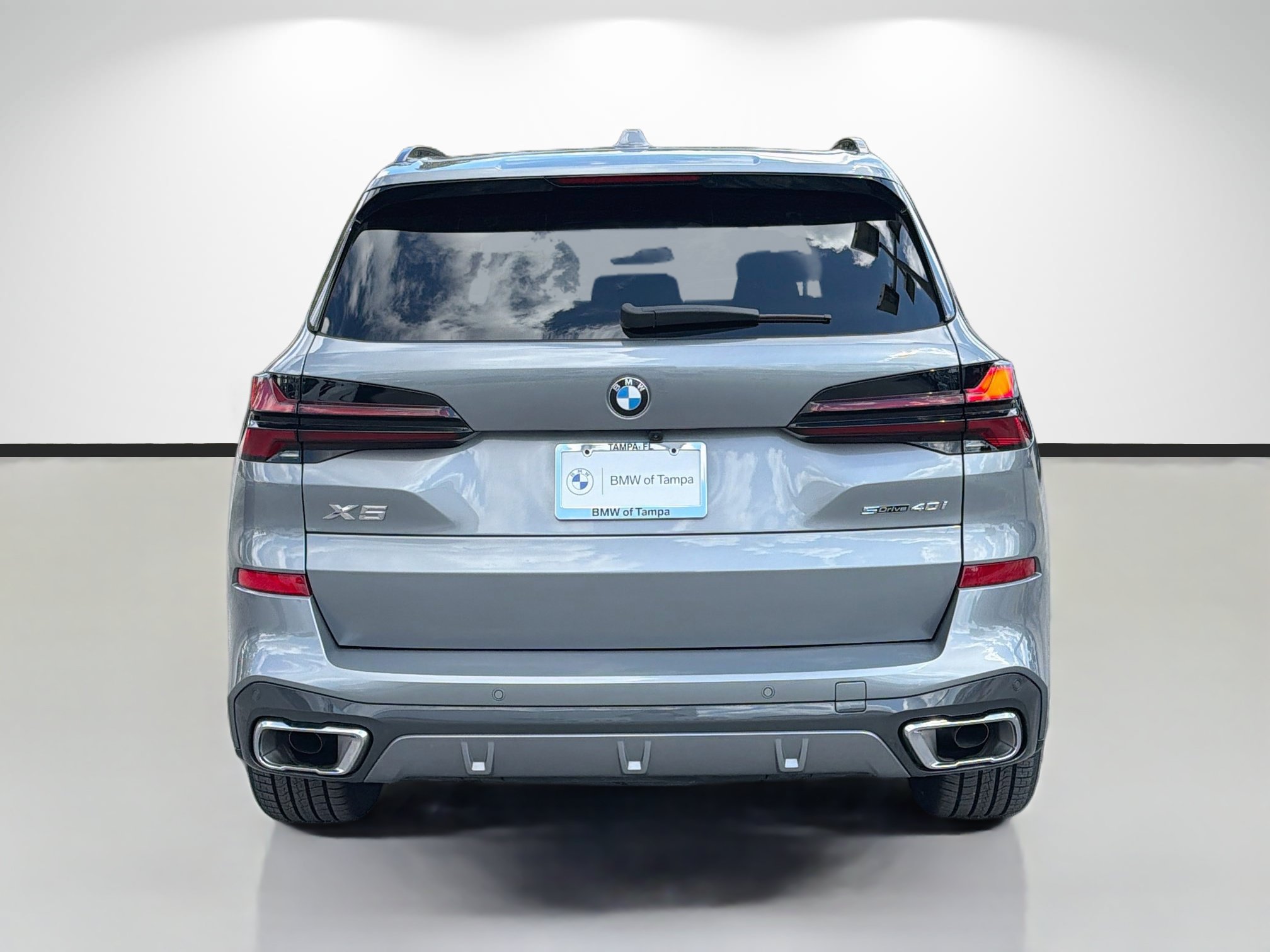 Certified 2025 BMW X5 sDrive40i w/ M Sport Package RWD image 4