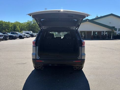 New 2026 GMC Acadia AT4 w/ LPO, All-Weather Package AWD/4WD image 19