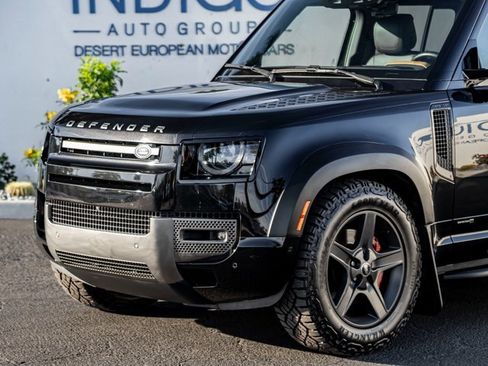 Used 2020 Land Rover Defender 110 X image 2