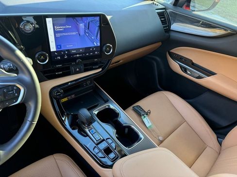 Certified 2025 Lexus NX 350 350 Premium w/ Accessory Package (Z2) image 34