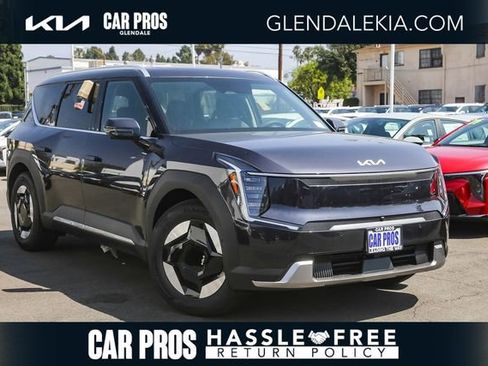 New 2026 Kia EV9 Wind image 1