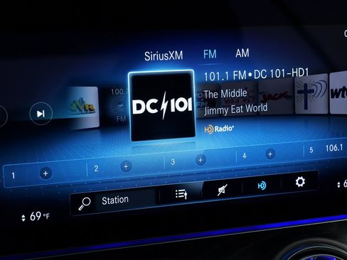 Used 2022 Mercedes-Benz E 450 Coupe image 48