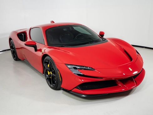 Used 2023 Ferrari SF90 Stradale image 6
