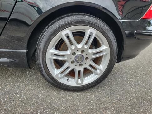 Used 2004 Mercedes-Benz SLK 320 image 24