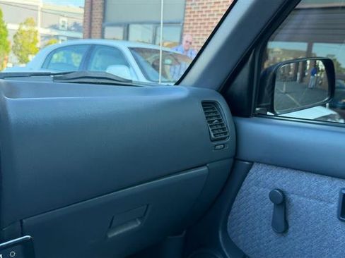 Used 1995 Toyota Tacoma RWD image 21