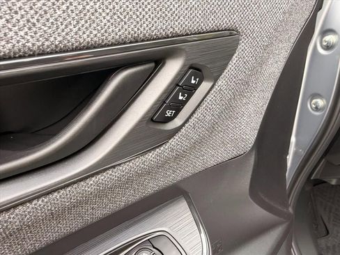 New 2026 Subaru Outback Limited AWD/4WD image 16