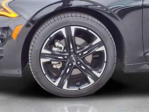 Used 2024 Kia K5 GT-Line w/ GT-Line Premium Package image 12