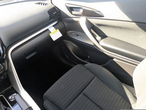 New 2026 Mitsubishi Eclipse Cross ES image 18