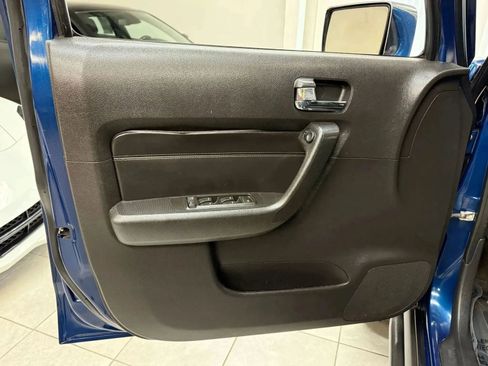 Used 2006 HUMMER H3 image 15