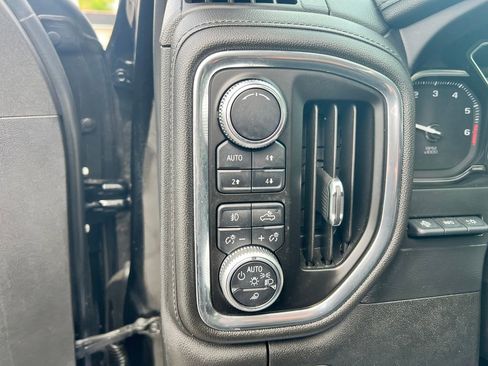 Used 2019 GMC Sierra 1500 Denali w/ Denali Ultimate Package AWD/4WD image 19