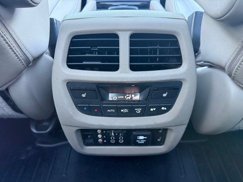 Used 2016 Honda Pilot Elite image 27
