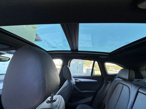 Used 2021 BMW X1 sDrive28i w/ M Sport Package image 27