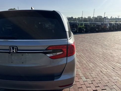 Used 2021 Honda Odyssey EX-L image 11