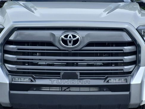 Used 2023 Toyota Tundra Limited AWD/4WD image 10