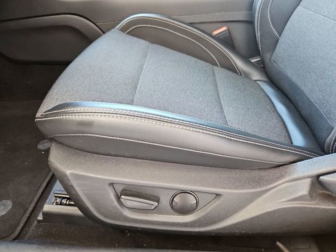 Used 2024 Ford Mustang Convertible image 30