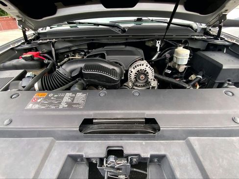 Used 2012 Chevrolet Tahoe LTZ RWD image 31