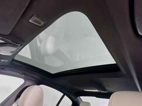 Used 2023 BMW 530i w/ Convenience Package image 22