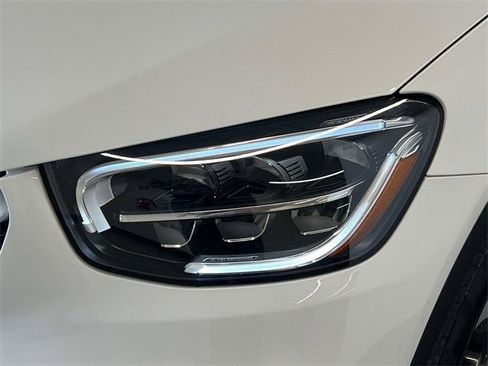 Certified 2022 Mercedes-Benz GLC 300 4MATIC image 8