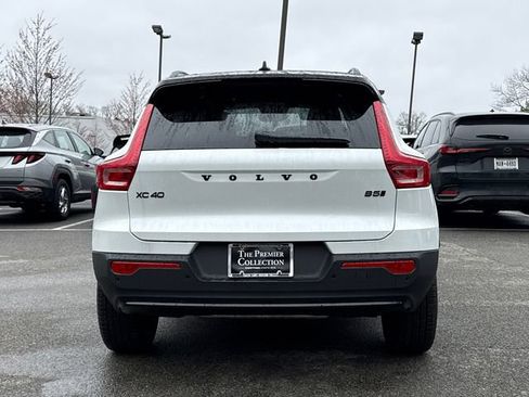 New 2026 Volvo XC40 B5 Ultra w/ Protection Package Premier AWD/4WD image 4