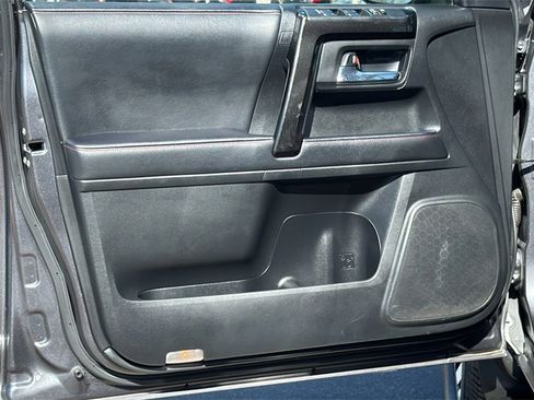 Certified 2022 Toyota 4Runner TRD Off-Road image 12