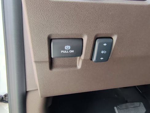New 2026 Ford F250 King Ranch w/ Chrome Package AWD/4WD image 18