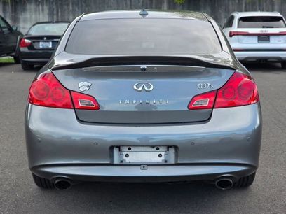 Used 2013 INFINITI G37 x w/ Premium Pkg