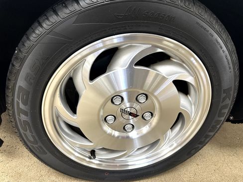 Used 1996 Chevrolet Corvette Coupe image 60