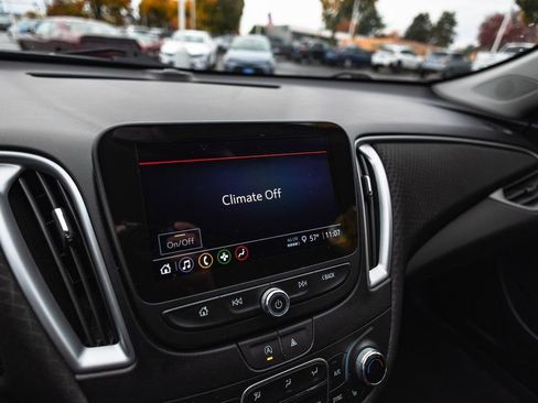 Used 2023 Chevrolet Malibu LT image 6