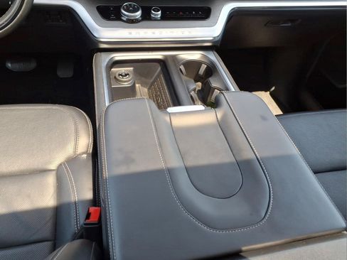 Used 2025 Ford Expedition Max Platinum AWD/4WD image 17
