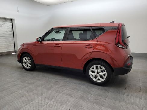 Used 2020 Kia Soul S image 3