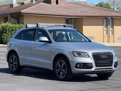 Used 2016 Audi Q5 2.0T Premium Plus w/ Technology Package AWD/4WD image 3