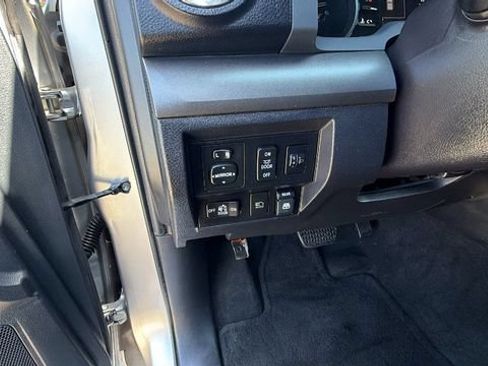 Used 2018 Toyota Tundra SR5 w/ TRD Off Road Package AWD/4WD image 31