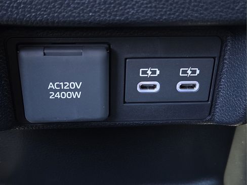 New 2026 Toyota Tacoma 4x4 Double Cab Hybrid image 15