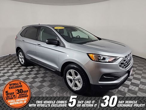 Used 2021 Ford Edge SE image 1