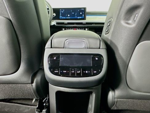New 2026 Hyundai Ioniq 9 SEL image 18