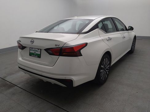 Used 2023 Nissan Altima 2.5 SV image 9