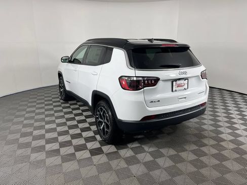 New 2026 Jeep Compass Limited AWD/4WD image 3