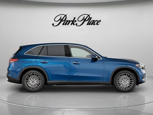Used 2026 Mercedes-Benz GLC 300 image 17