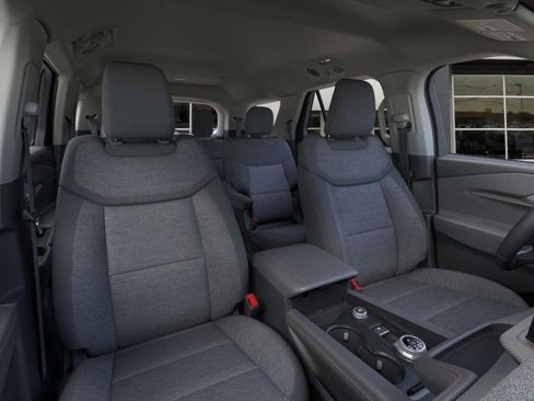 New 2025 Ford Explorer Active image 14