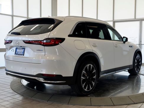 Certified 2024 MAZDA CX-90 Plug-In Hybrid w/ Premium Pkg AWD/4WD image 8