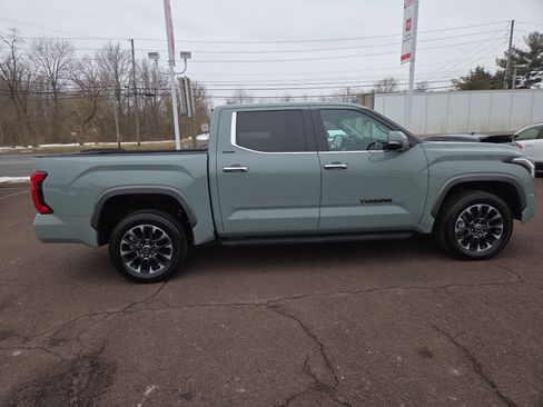 Used 2024 Toyota Tundra Limited image 2