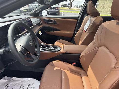 New 2025 Toyota Crown Signia w/ Advanced Technology Package image 14