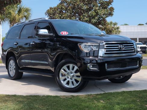 Used 2020 Toyota Sequoia Platinum AWD/4WD image 2