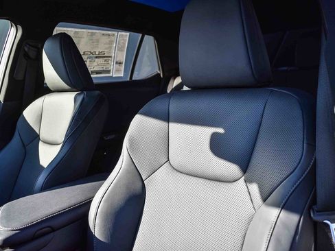 New 2026 Lexus RZ 350e 2WD image 25