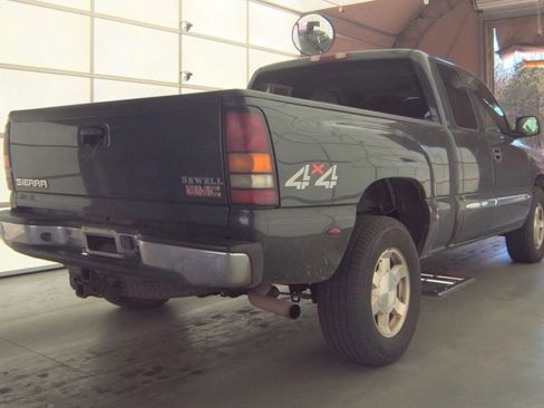 Used 2004 GMC Sierra 1500 SLT w/ Safe And Sound Package AWD/4WD image 2