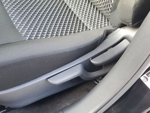 Certified 2024 Nissan Versa S FWD image 25
