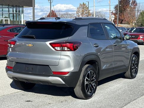 Used 2025 Chevrolet TrailBlazer LT w/ Convenience Package image 24